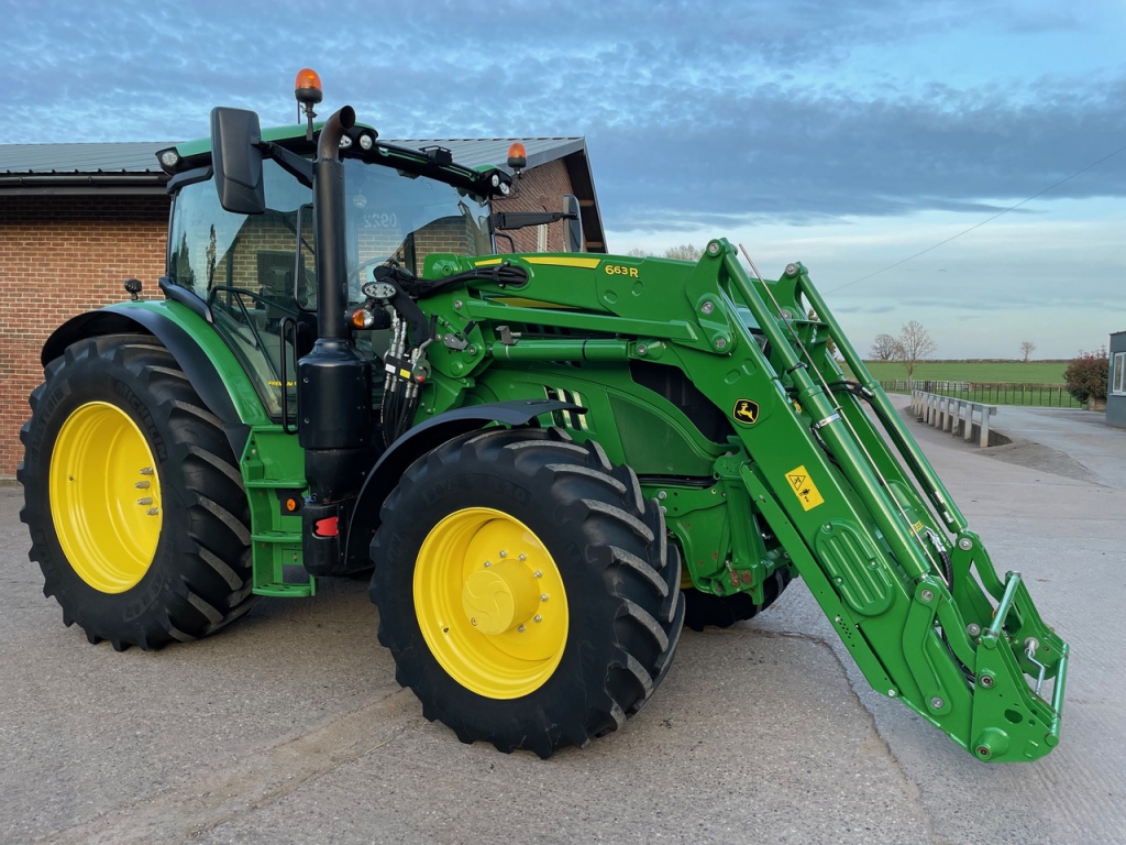 John Deere 6155R