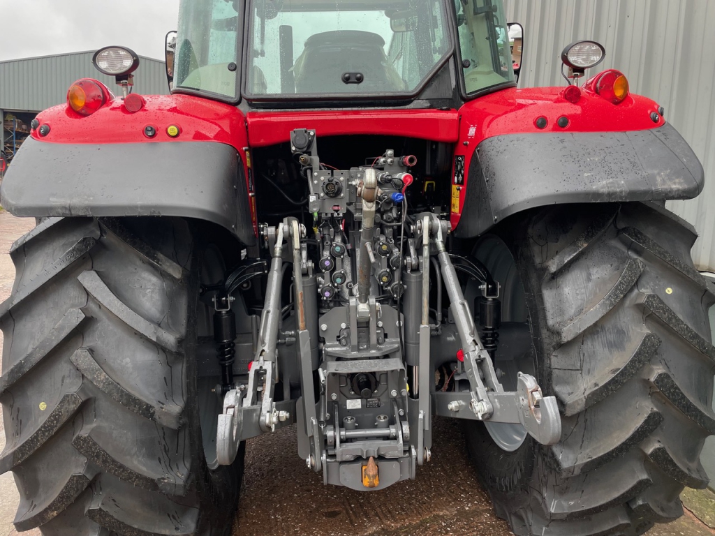 Massey Ferguson 6714S Efficient
