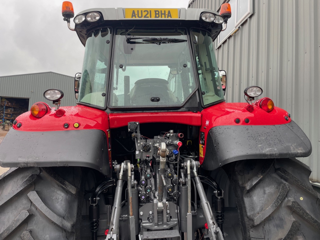 Massey Ferguson 6714S Efficient