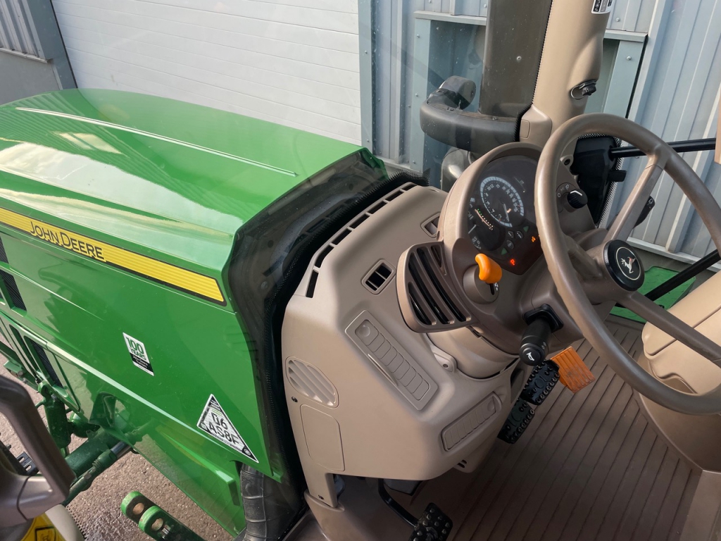 John Deere 6250R