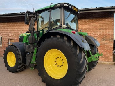 John Deere 6250R