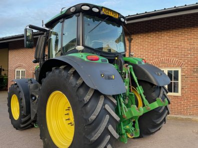 John Deere 6250R
