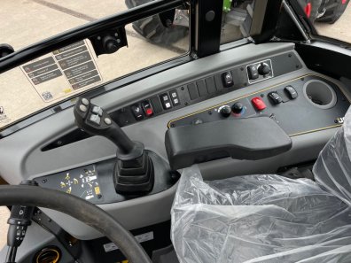 JCB TM220