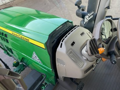 John Deere 6155R