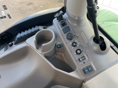 John Deere 6155R