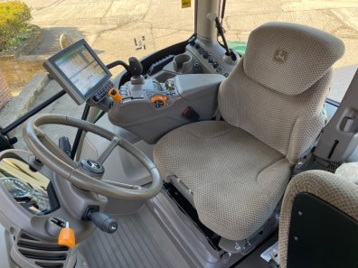 John Deere 6155R