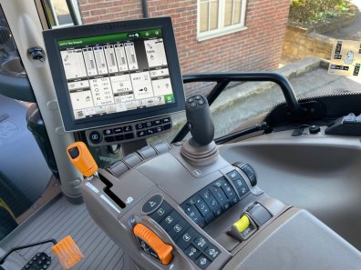 John Deere 6155R