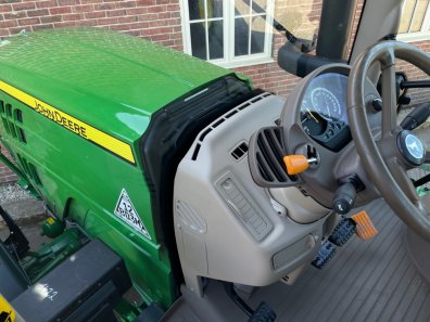 John Deere 6155R