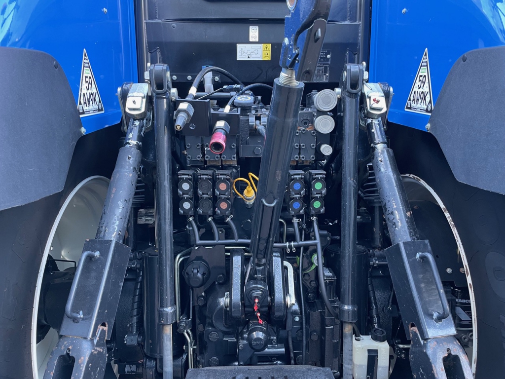 New Holland T7.315