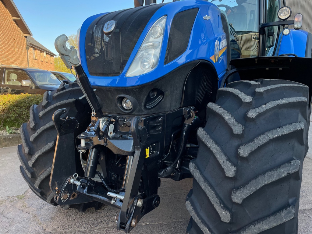 New Holland T7.315