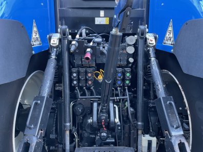 New Holland T7.315