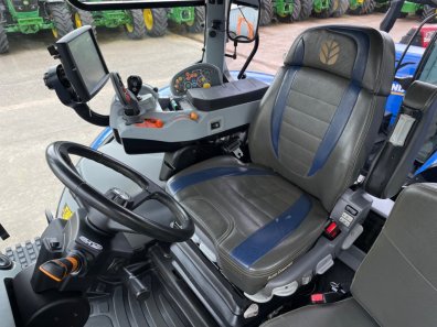 New Holland T7.315
