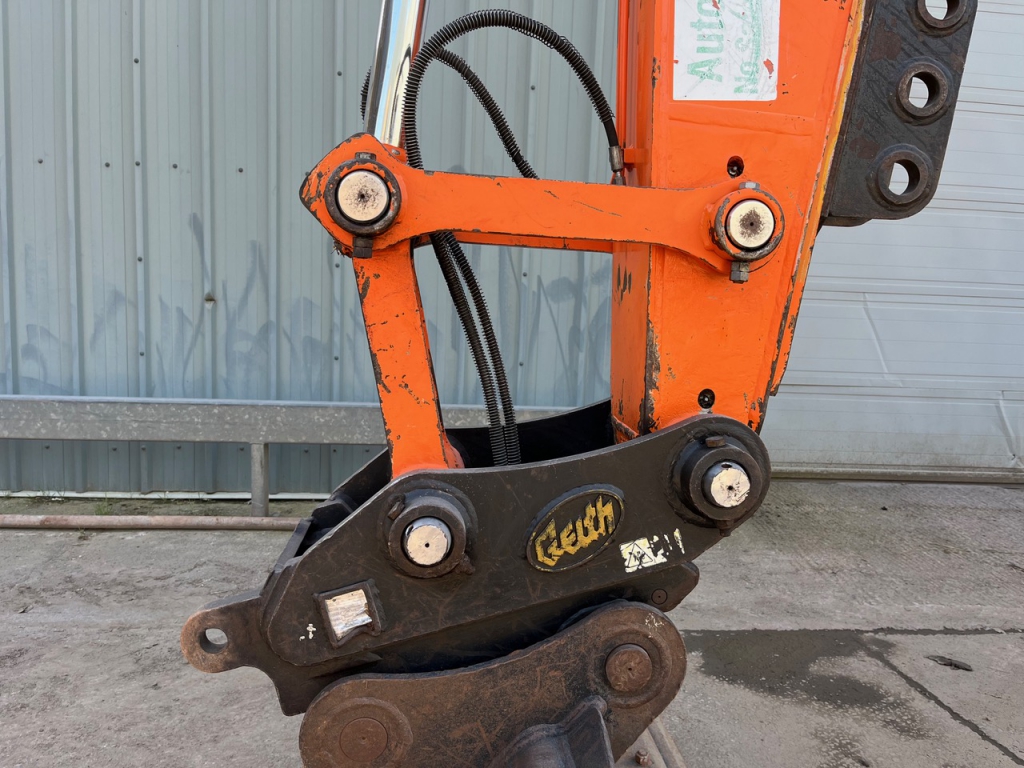Doosan DX140LC