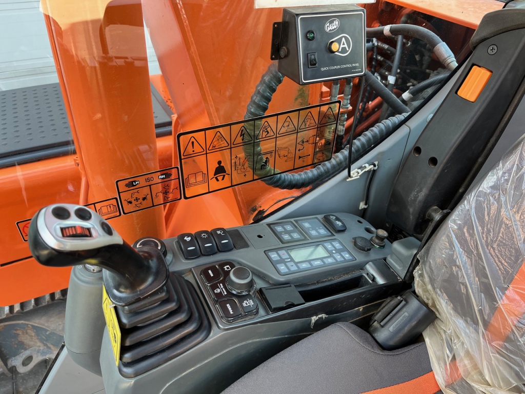 Doosan DX140LC