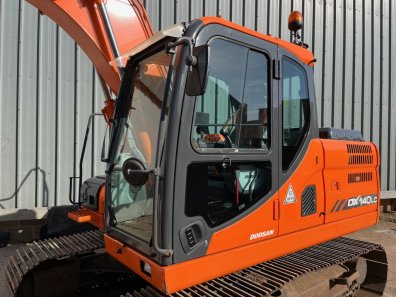 Doosan DX140LC