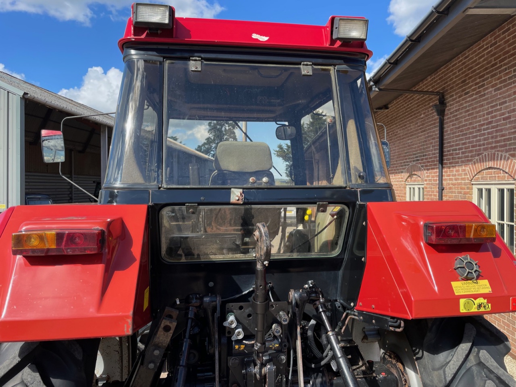 Case 745XL