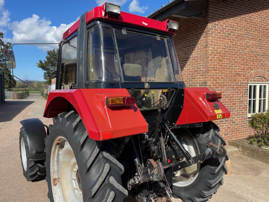 Case 745XL