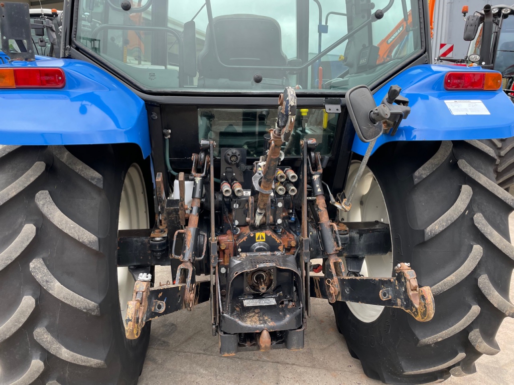 New Holland TL90