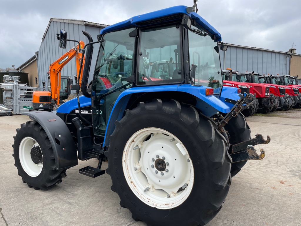 New Holland TL90