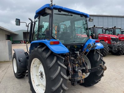 New Holland TL90