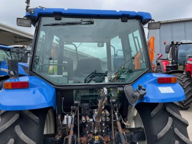 New Holland TL90