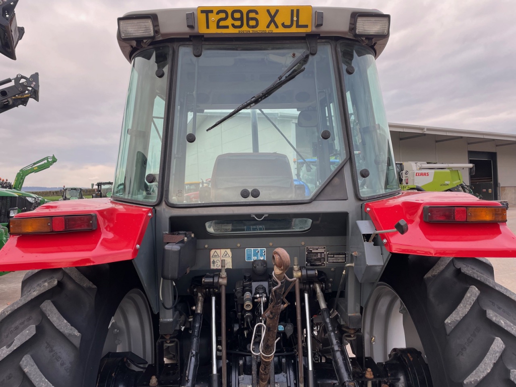 Massey Ferguson 4255