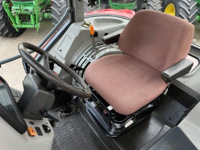 Massey Ferguson 4255