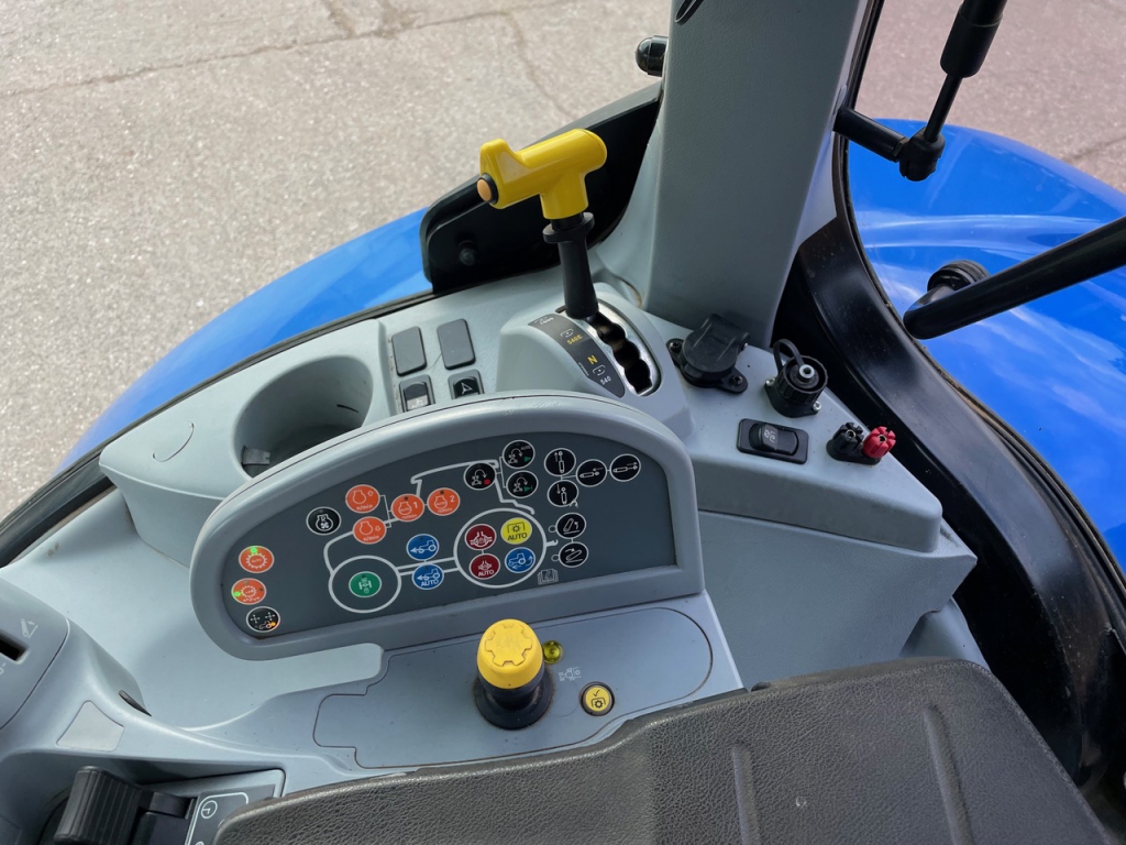 New Holland T7.225
