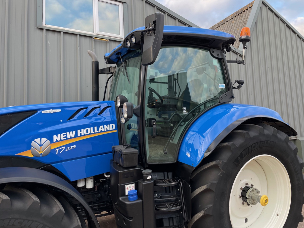 New Holland T7.225