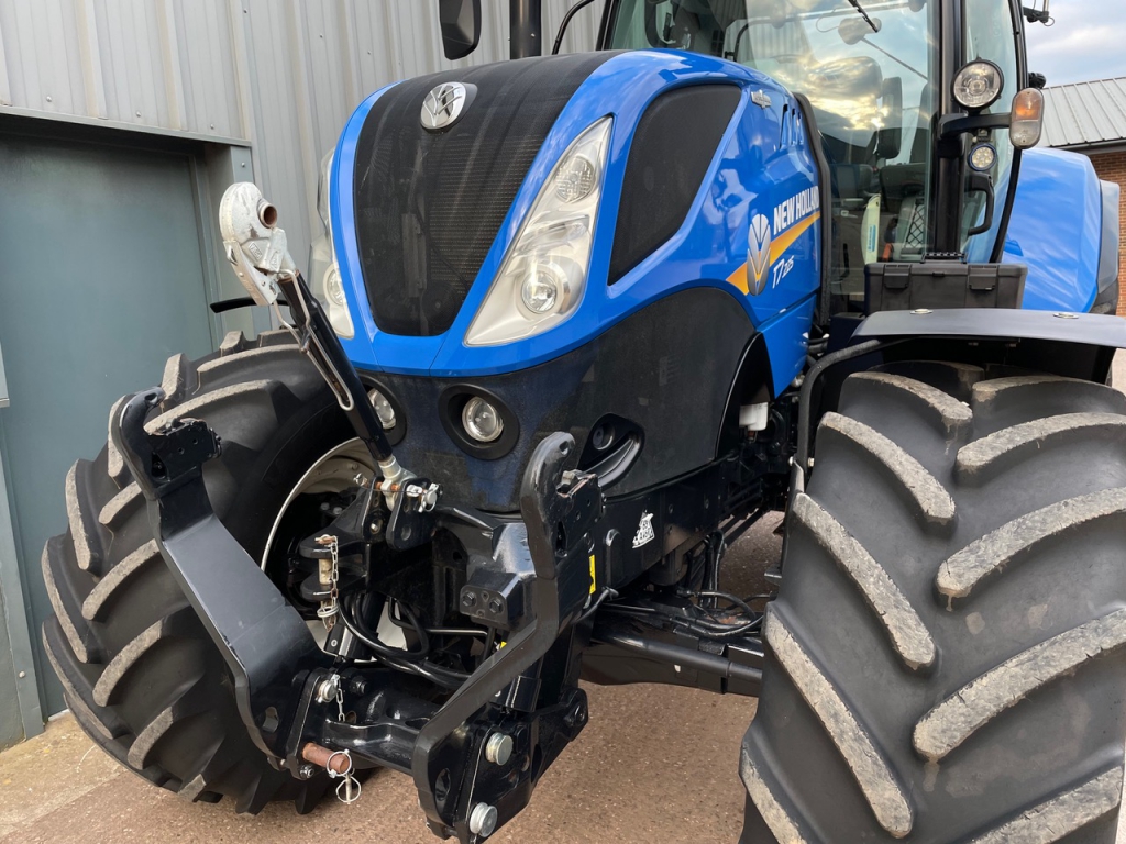 New Holland T7.225