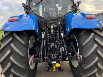New Holland T7.225