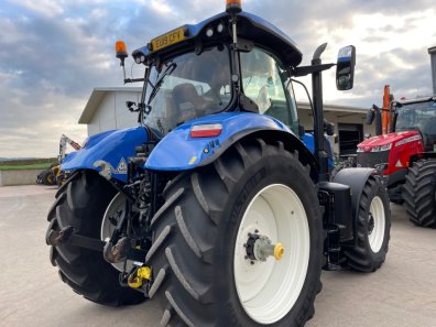 New Holland T7.225