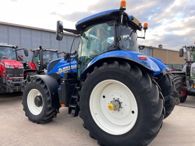 New Holland T7.225