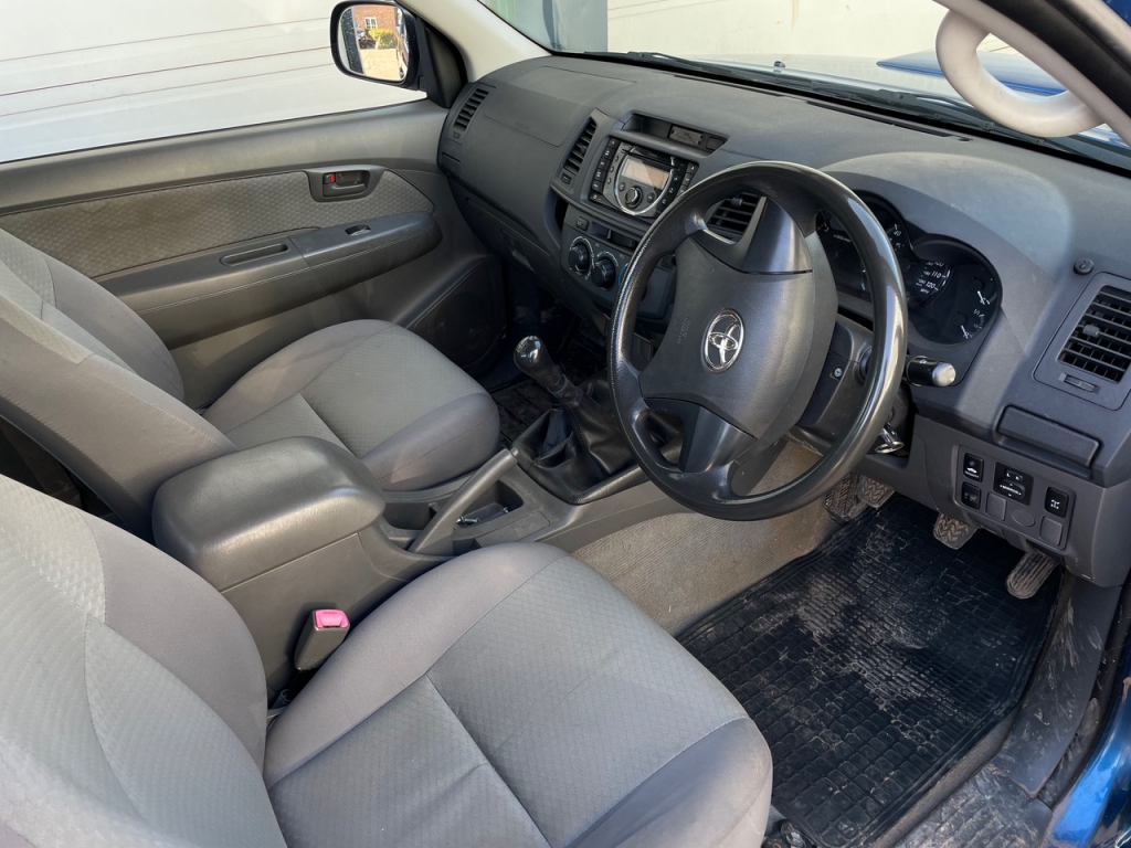 Toyota Hi-Lux Extra Cab