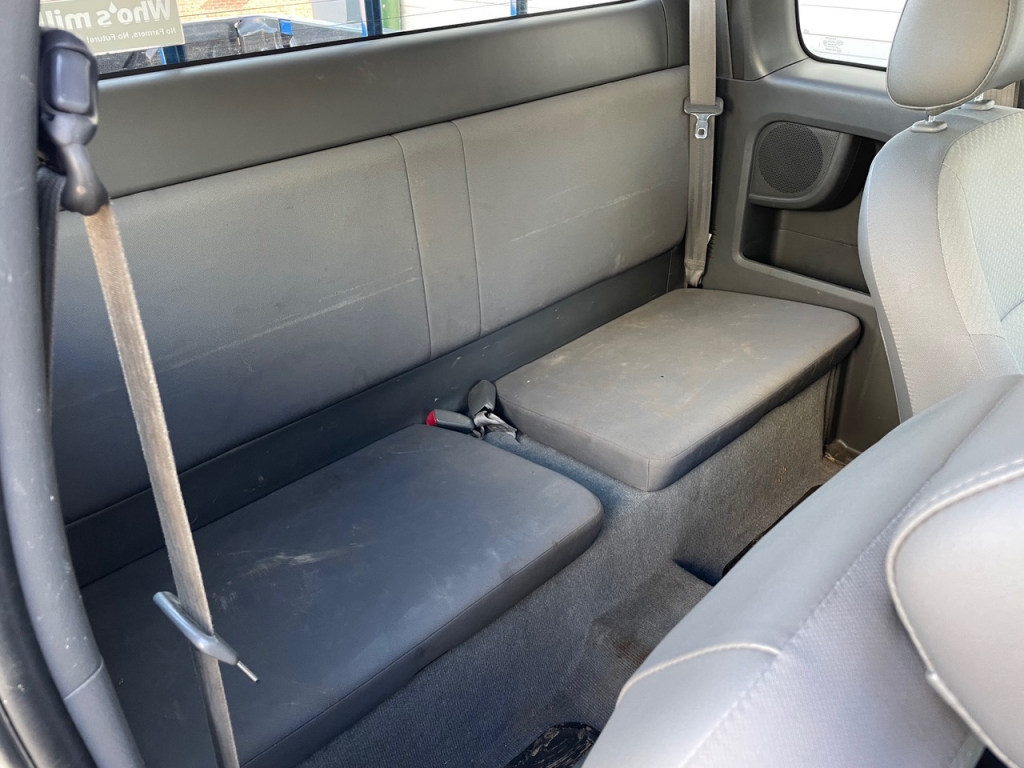 Toyota Hi-Lux Extra Cab