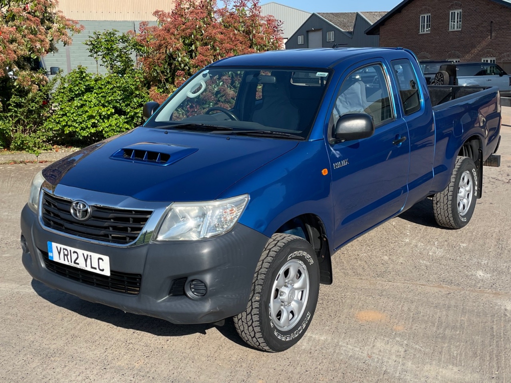 Toyota Hi-Lux Extra Cab