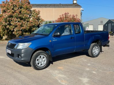 Toyota Hi-Lux Extra Cab