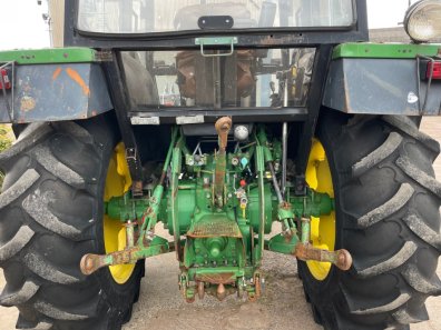 John Deere 2040