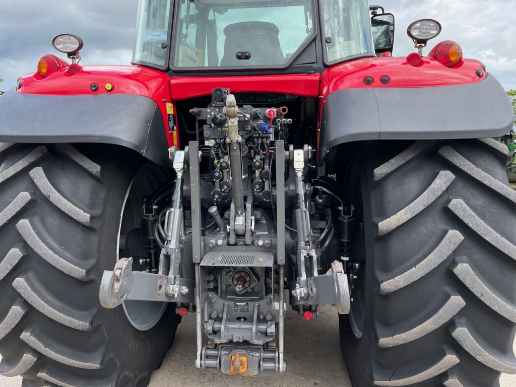 Massey Ferguson 7719S Efficient