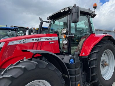 Massey Ferguson 7719S Efficient