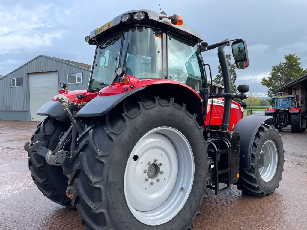 Massey Ferguson 7719S Efficient