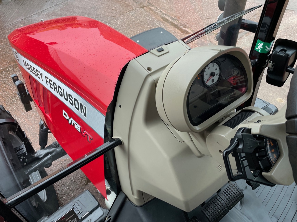 Massey Ferguson 7719S Efficient