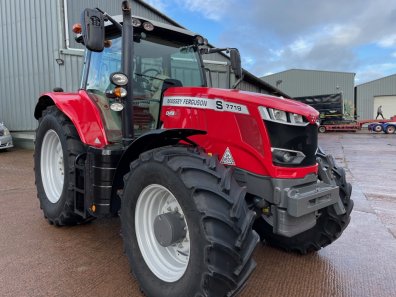 Massey Ferguson 7719S Efficient