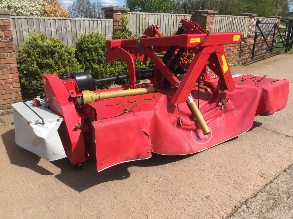 Lely 320 FC mower