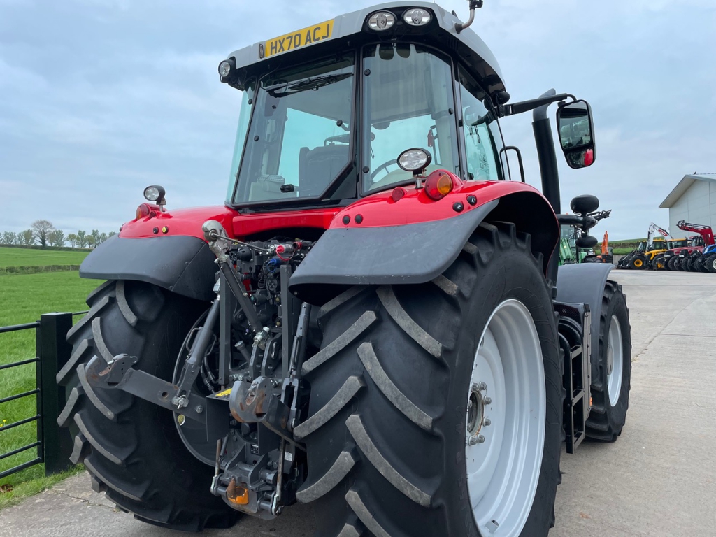Massey Ferguson 7719S Efficient Dyna-VT