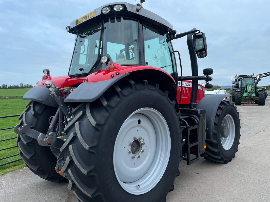 Massey Ferguson 7719S Efficient Dyna-VT
