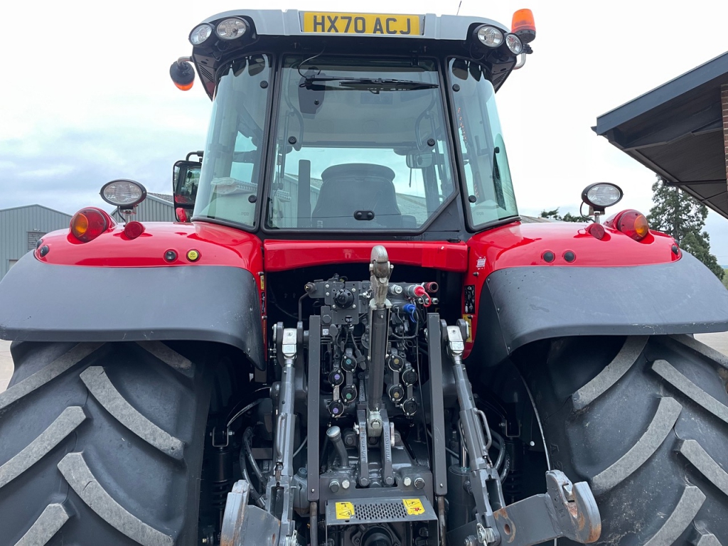 Massey Ferguson 7719S Efficient Dyna-VT