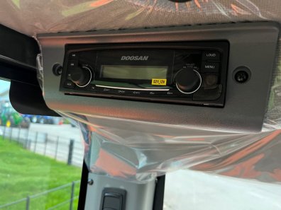 Doosan DX63