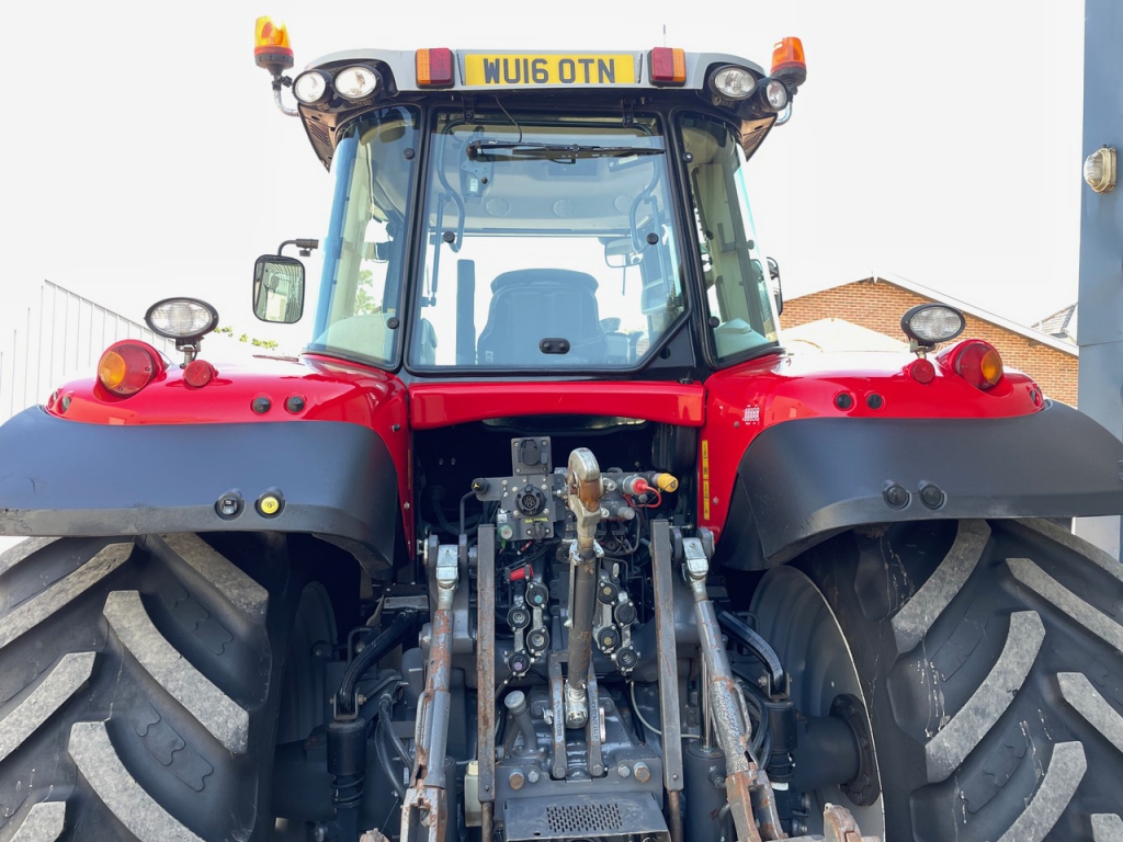 Massey Ferguson 7720 Exclusive