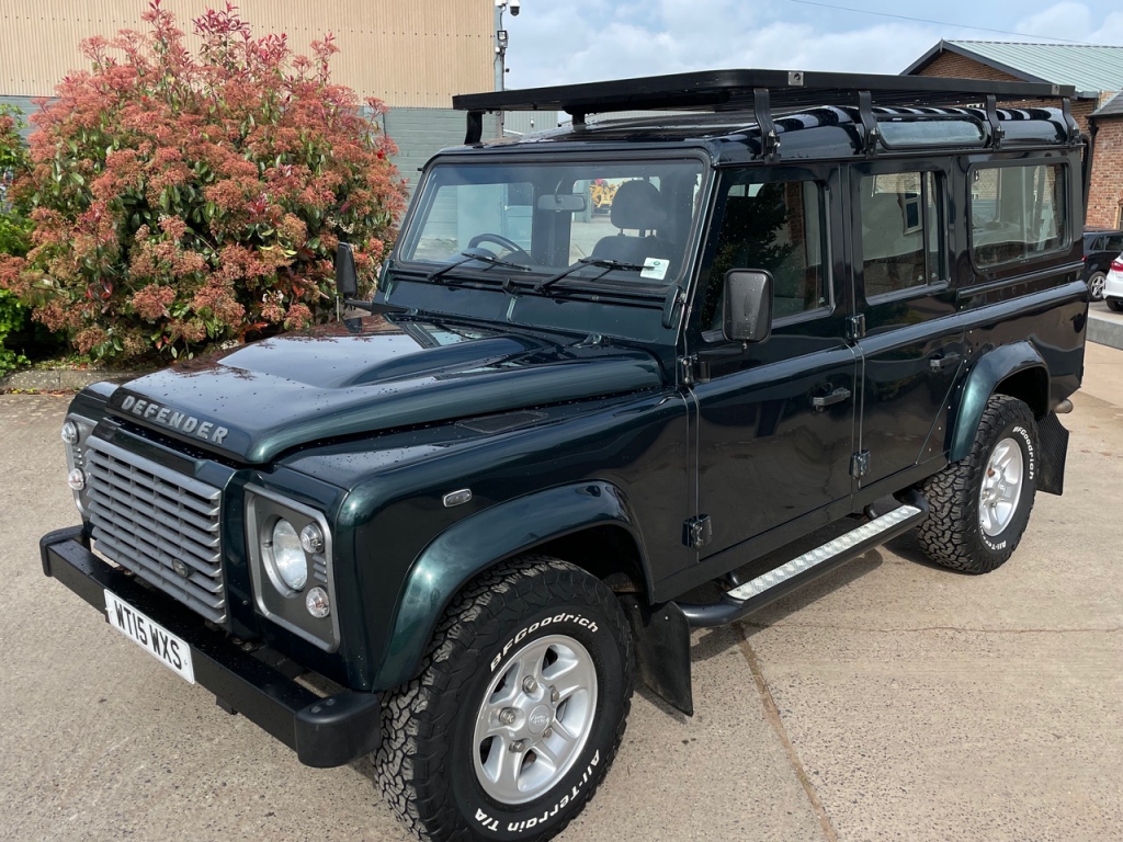 Land Rover Defender 110 XS